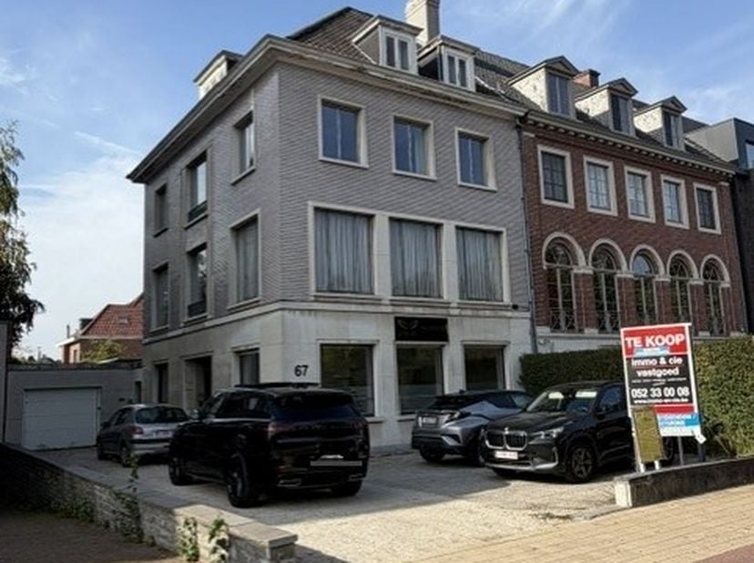 Appartement te koop in Parklaan 67,
                    9100 Sint-Niklaas