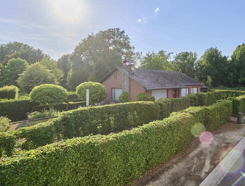                                         Maison à vendre à Hechtel, € 238.000
