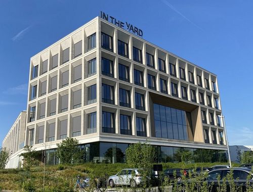                                         Bureaux à louer à Drongen, € 7.000
