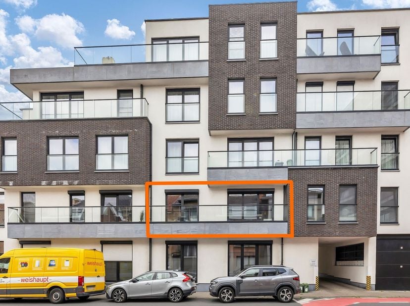 Appartement te koop in Geraardsbergsestraat 232B bus 11,
                    9300 Aalst