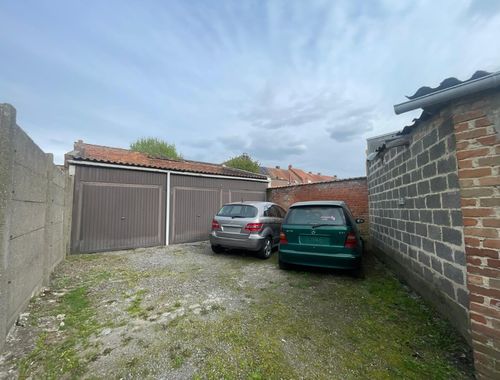                                         Garage à vendre à Menen, € 68.000
