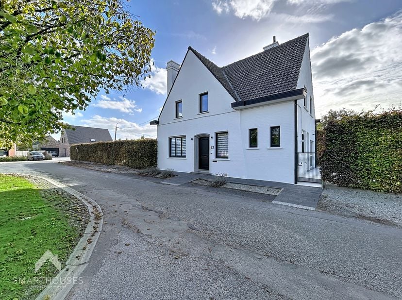 Huis te koop in Leopoldlaan 62,
                    8840 Staden