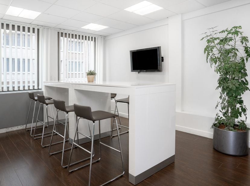 Vaste privékantoorruimte die is aangepast aan de unieke behoeften van uw bedrijf in Regus City Centre<br />
<br />
Dit aanbod omvat een eigen kantoorr
