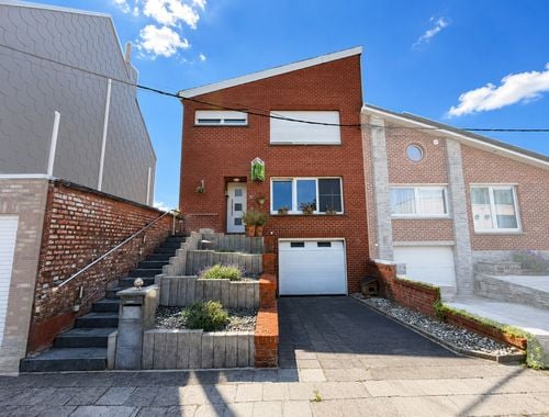                                         Maison à vendre à Estaimpuis, € 319.000
