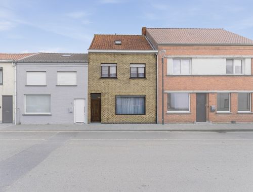                                         Woning te koop in Alveringem, € 195.000
