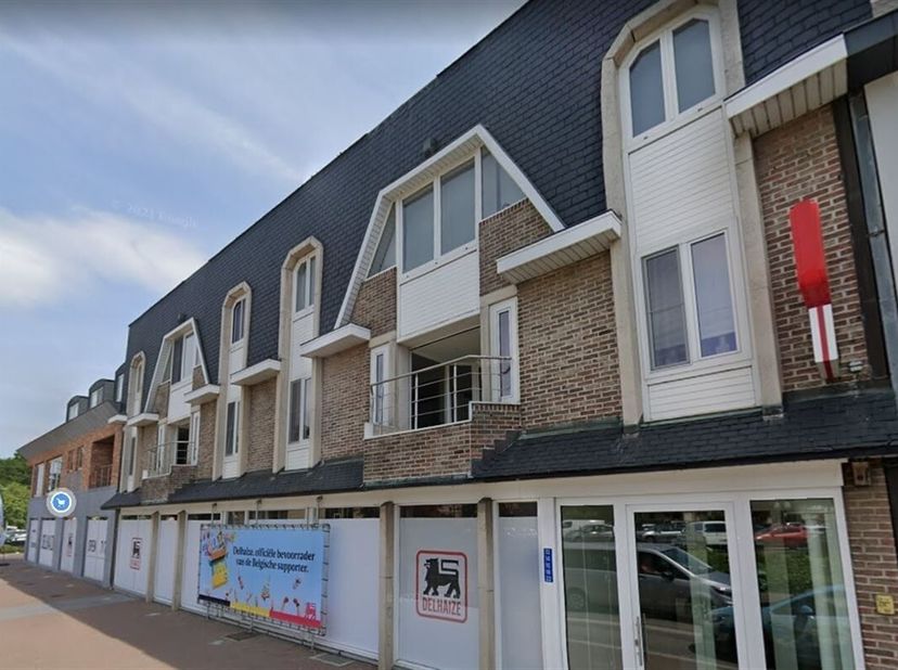 Vraag uw bezoek aan via info@optimusvastgoed.be!<br />
TE HUUR: Recent gerenoveerd appartement met 1 slaapkamer te Munsterbilzen!<br />
Dit recent ver