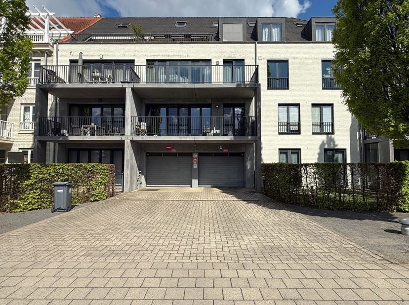 Garage à vendre
                    à 2200 Herentals