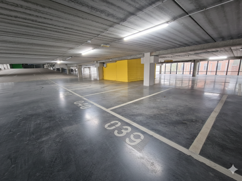Investeringsopportuniteit: erfpacht autostaanplaatsen – centrum Blankenberge<br />
Te koop: het erfpachtrecht van 6 autostaanplaatsen gelegen in de bo