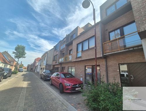                                         Gelijkvloers app. te huur in Lotenhulle, € 790
