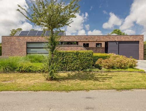                                         Villa te koop in Hansbeke, € 478.000

