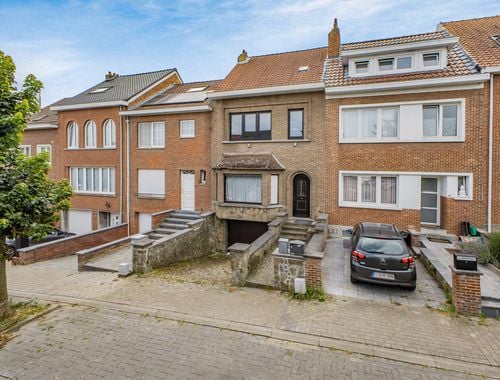                                         Woning te koop in Sint-Pieters-Leeuw, € 355.000
