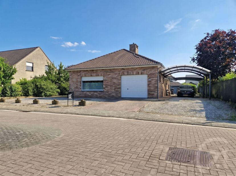 Rustig gelegen woning met zonnige tuin, zonnepanelen en EPC B in Betekom!<br />
<br />
Op een bijzonder rustige locatie, en toch vlakbij het centrum