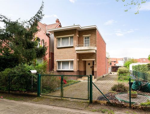                                         Eengezinswoning te koop in Brasschaat, € 449.000
