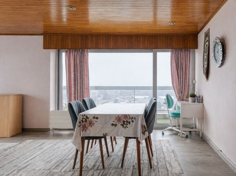 Energiezuinig appartement met 2 slaapkamers en zonneterras in Hasselt, op een toplocatie vlakbij het centrum en alle voorzieningen.Dit appartement van
