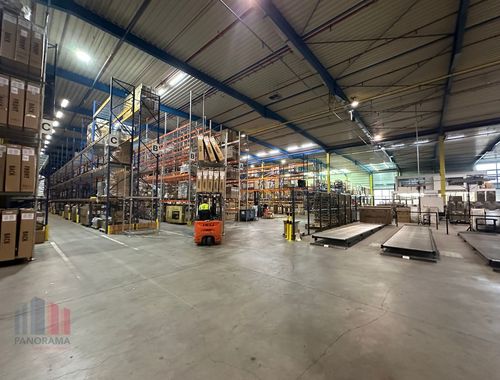                                         Bedrijfsgebouw te huur in Wielsbeke, € 17.100

