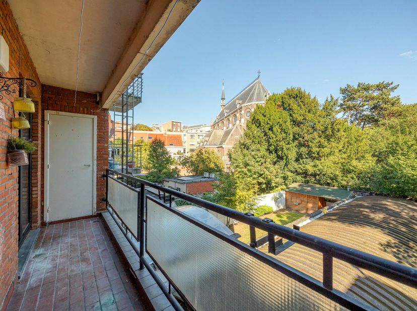 Appartement te koop in Generaal Lemansstraat 24,
                    2600 Berchem