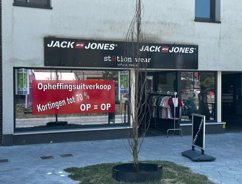                                         Handelszaak te huur in Houthalen, € 1.050
