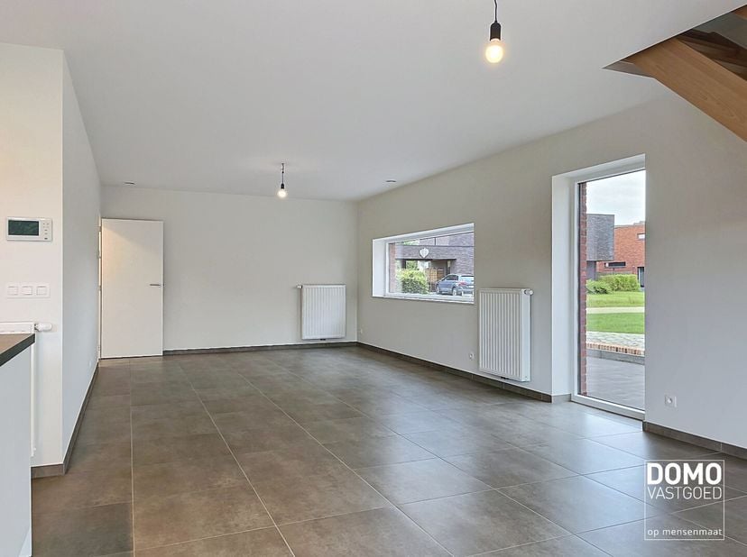 Heeft u interesse? Neem dan een kijkje op onze website www.domovastgoed.be en plan uw bezoek in.<br />
Deze prachtige woning in Lummen biedt alles wat