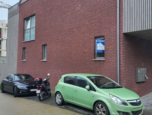                                         Appartement te huur in Fléron, € 830
