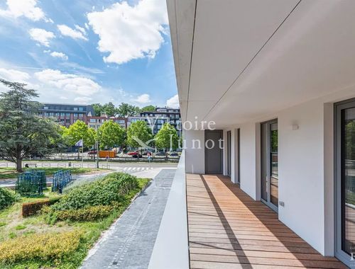                                         Appartement te huur in Oudergem, € 1.950

