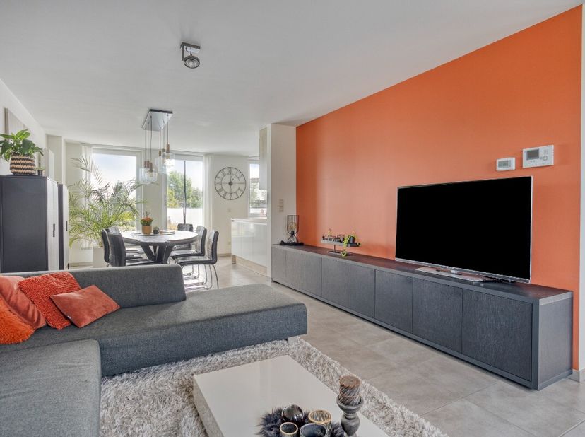 Appartement te koop in Kerkstraat 1 bus 4,
                    2430 Vorst