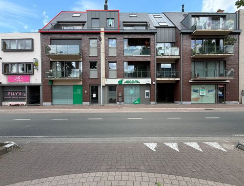                                         Penthouse te huur in Herzele, € 950
