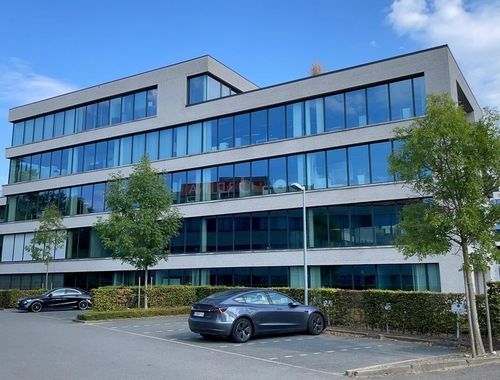                                         Bureaux à louer à Mechelen, € 6.132,50
