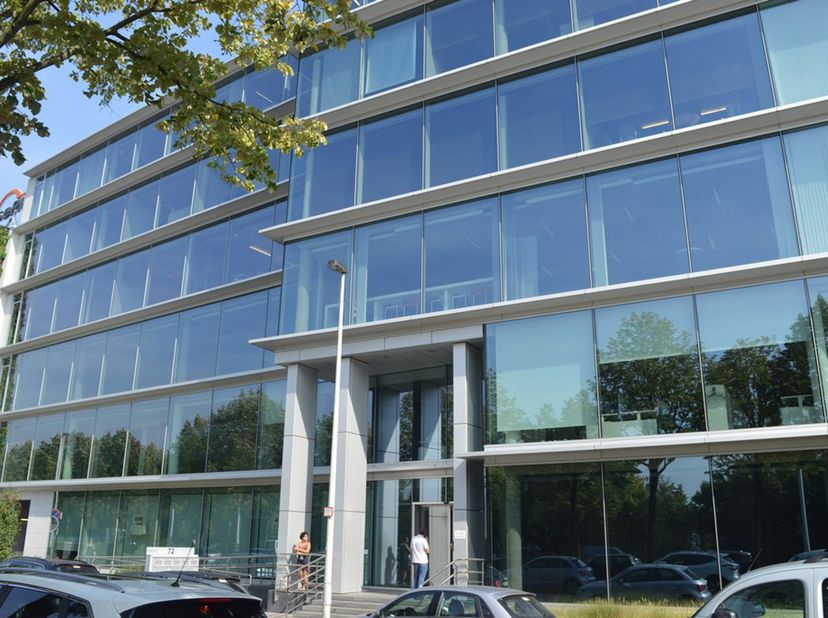 Bien professionnel à louer
                    à 2600 Berchem