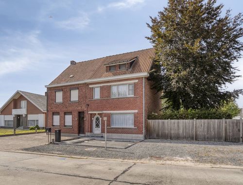                                         Woning te koop in Ooigem, € 300.000
