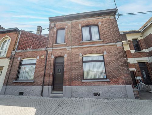                                        Woning te koop in Marcinelle, € 198.000
