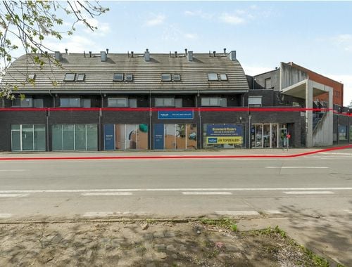                                         Bien commercial à louer à Puurs, € 10.500
