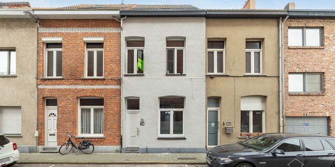 Maison à vendre à Sint-Joannes Berchmansstraat 50, 2170 Merksem