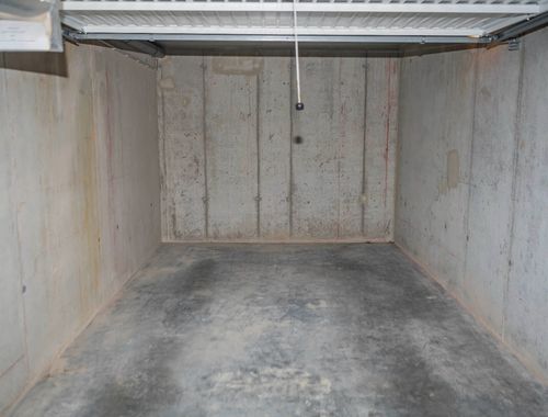                                         Garage te huur in Oostende, € 140
