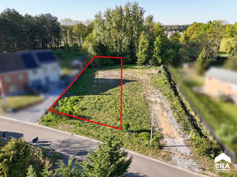 Terrain à vendre
                    à 3560 Linkhout