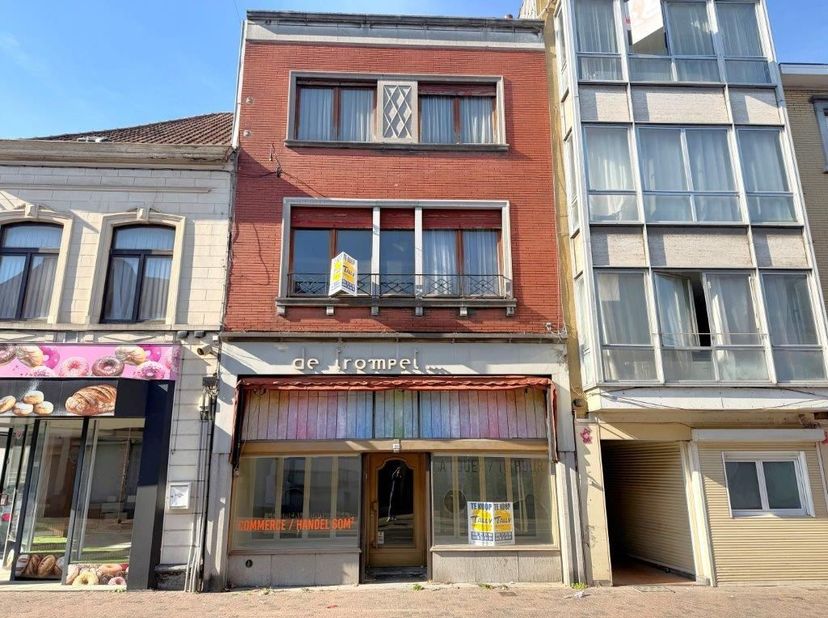Bedrijfsvastgoed te koop in Rijselstraat 189,
                    8930 Menen