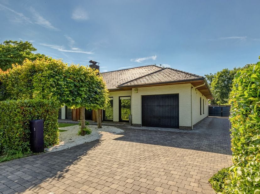 Huis te koop in Platanenlaan 5,
                    2980 Zoersel