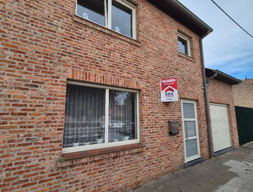                                         Maison à louer à Elverdinge, € 875
