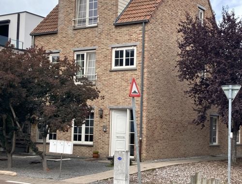                                         Dakappartement te huur in Dessel, € 775
