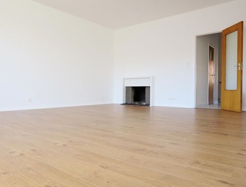                                         Appartementsgebouw te koop in Brussel, € 700.000
