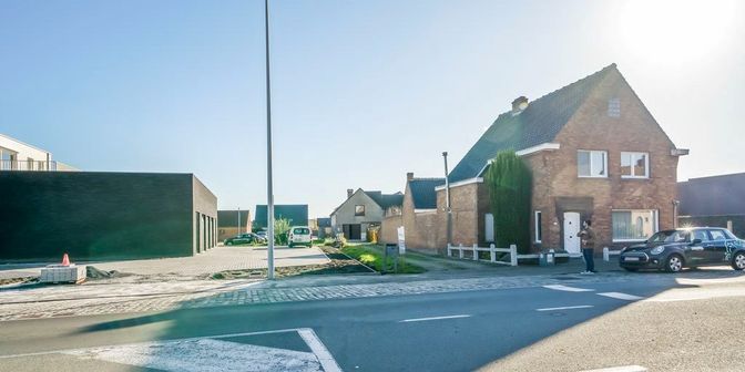Huis te koop in Torhoutsesteenweg 387, 8210 Zedelgem