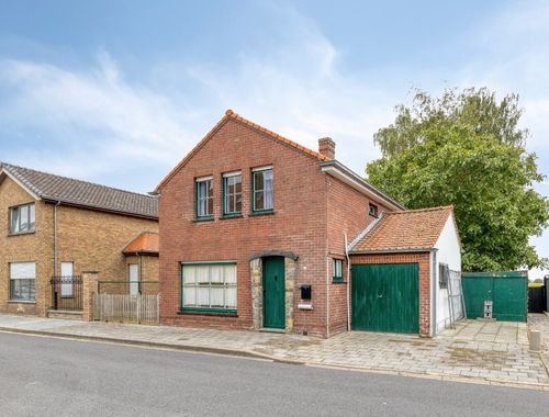                                         Eengezinswoning te koop in Sijsele, € 315.000

