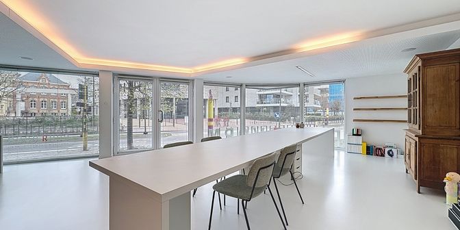 Bedrijfsvastgoed te koop in Koninklijke Baan 25, 8660 De Panne
