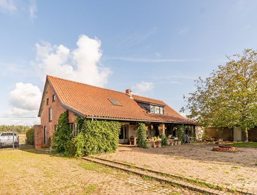                                         Woning te koop in Poppel, € 985.000

