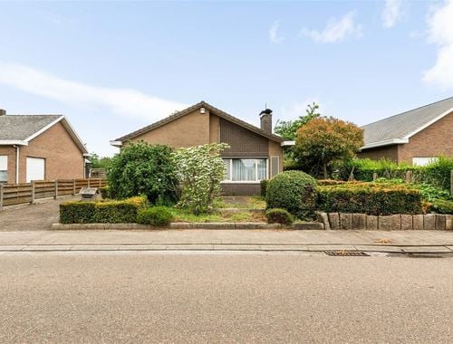                                         Eengezinswoning te koop in Geel, € 349.000
