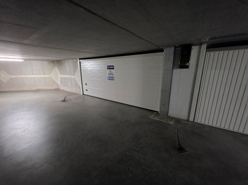 Garage à vendre
                    à 8370 Blankenberge