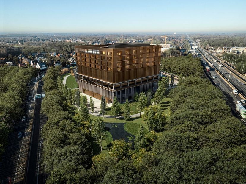 Deze high-end kantoren te huur bevinden zich in nieuwbouw kantorencomplex Ouverture. De ligging langs de Kortrijksesteenweg, vlakbij Flanders Expo en
