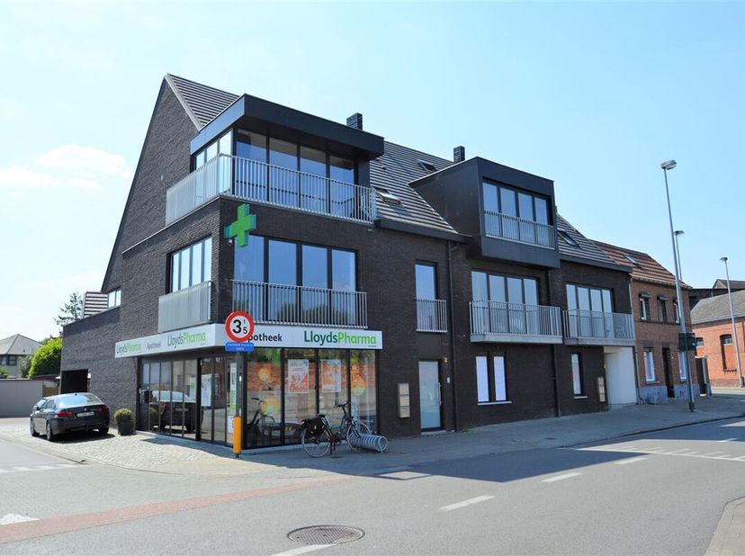 Appartement à louer
                    à 9200 Baasrode