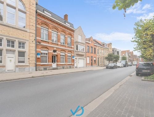                                         Herenhuis te koop in Ieper, € 362.000
