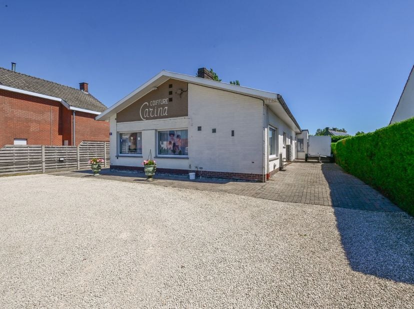 Huis te koop in Beernemsteenweg 66,
                    8750 Wingene