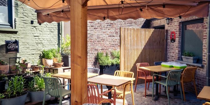 Bien professionnel à vendre à Langestraat 136, 8000 Brugge